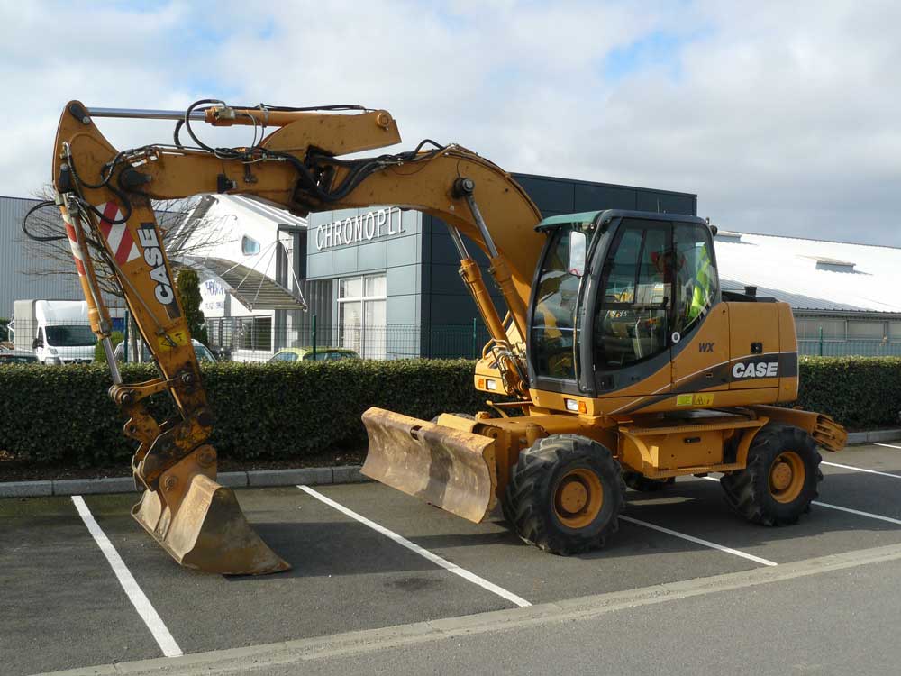 Engins de travaux publics à Blagnac